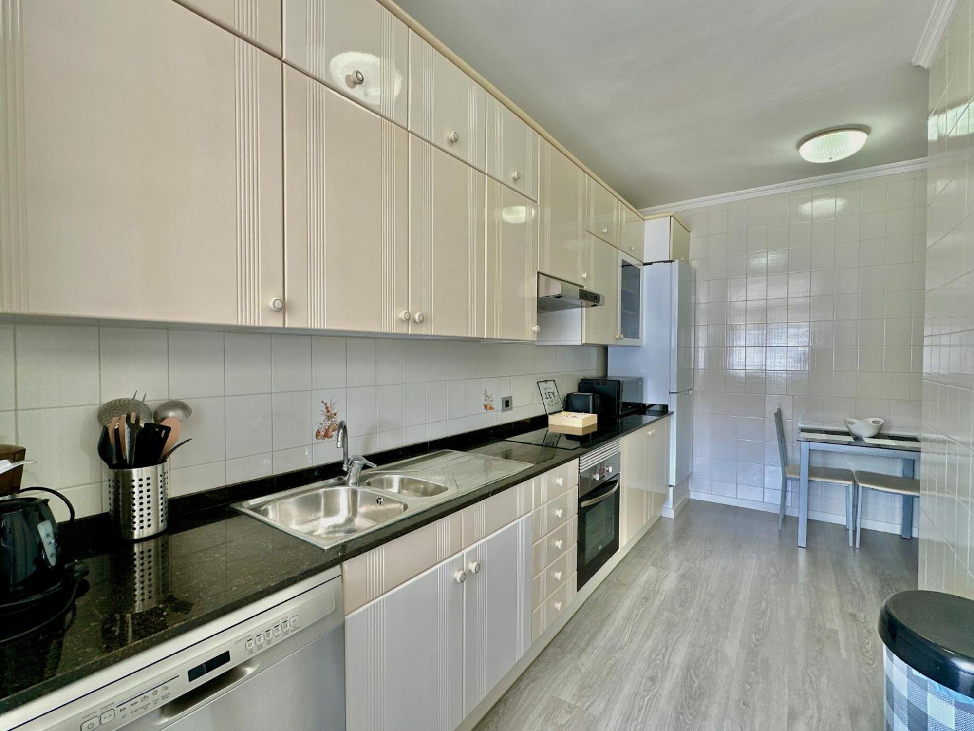 Hostiguest Coliving Leon Y Castillo Las Palmas de Gran Canaria Extérieur photo