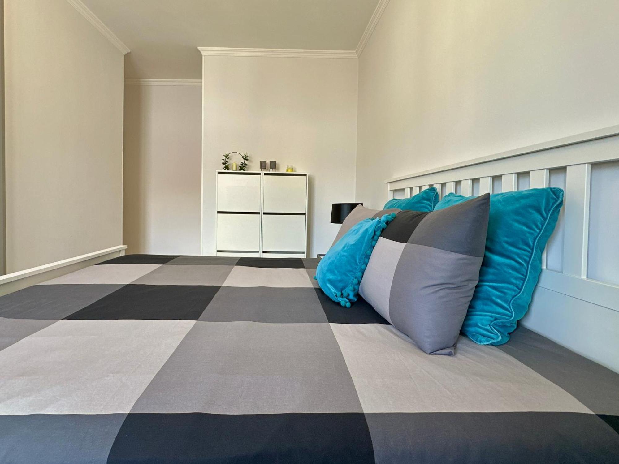 Hostiguest Coliving Leon Y Castillo Las Palmas de Gran Canaria Extérieur photo