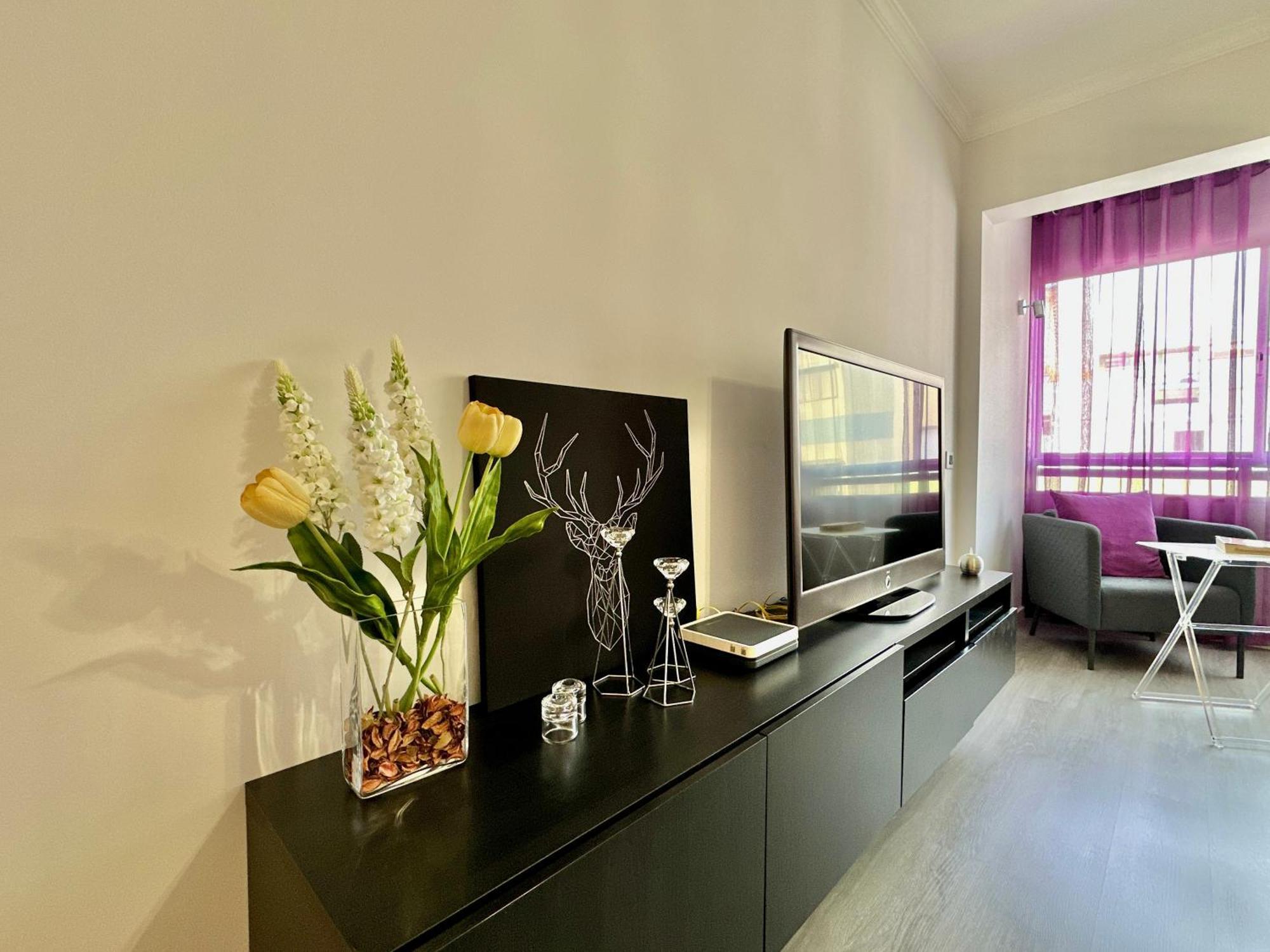 Hostiguest Coliving Leon Y Castillo Las Palmas de Gran Canaria Extérieur photo