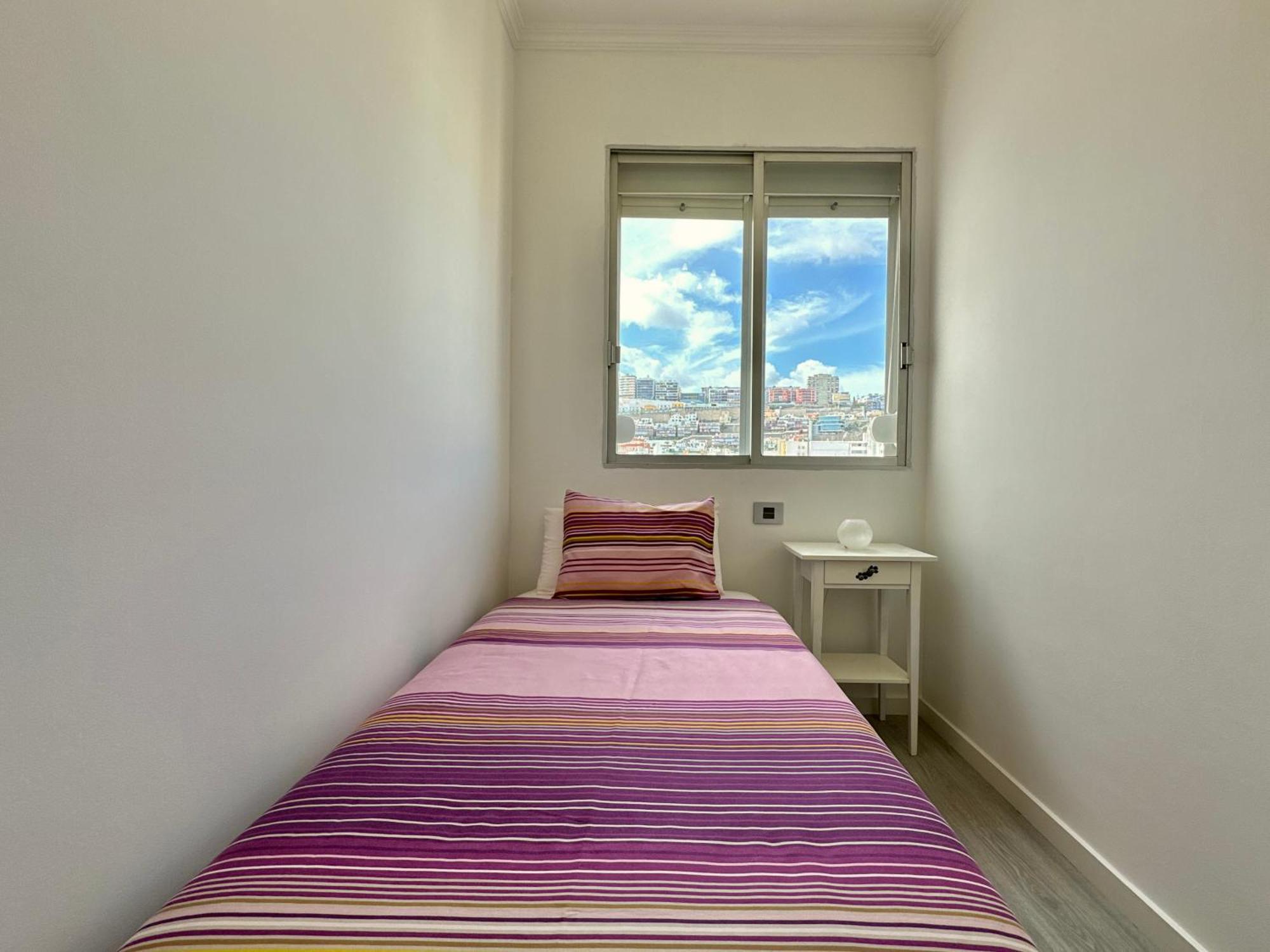 Hostiguest Coliving Leon Y Castillo Las Palmas de Gran Canaria Extérieur photo